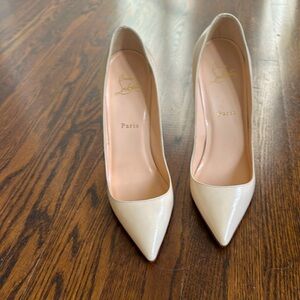 Christian Louboutin So Kate 100 mm white pump, barely worn EUC